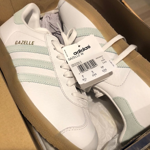 adidas gazelle white green gum